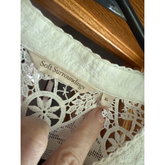 Soft Surroundings white Ivory Lacey blouse womens XL - Picture 4 of 6